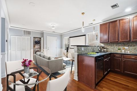 Tiny photo for 4109 W Eastwood Avenue #2, Chicago, IL 60630 (MLS # 12520752)