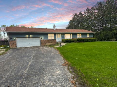 55 Dawn Avenue Plano IL 60545