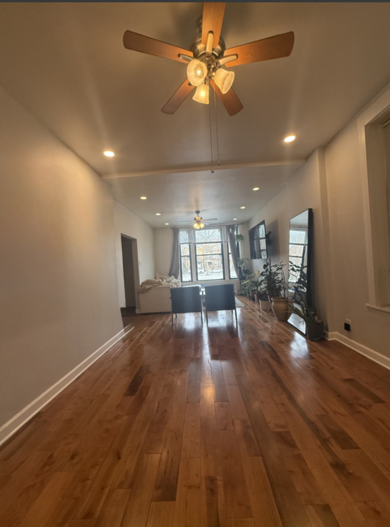 1649 W Garfield Boulevard 1