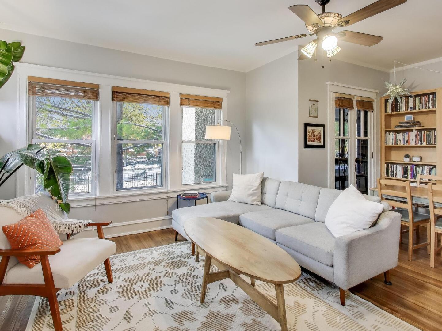 140 N Ridgeland Avenue 1S