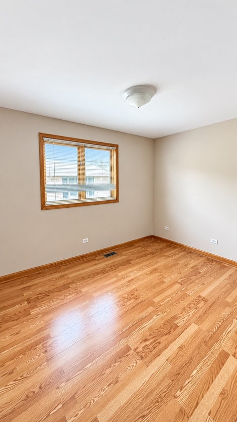 Tiny photo for 5203 W Carmen Avenue, Chicago, IL 60630 (MLS # 12768228)