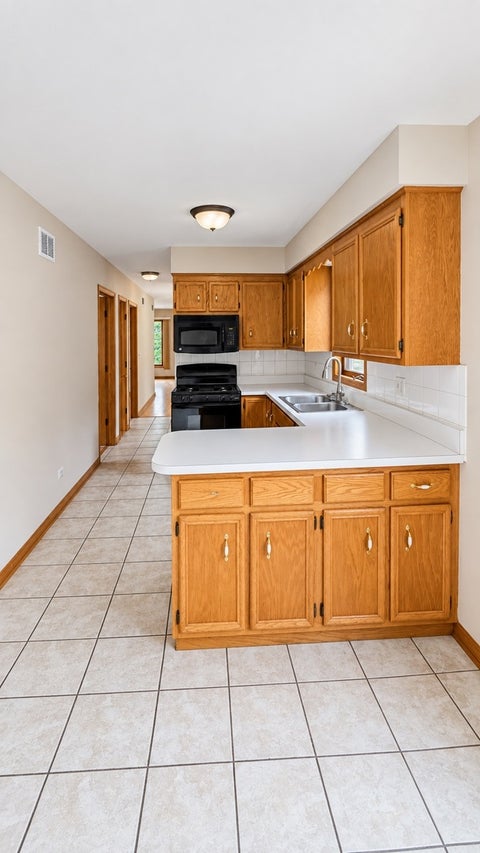 Tiny photo for 5203 W Carmen Avenue, Chicago, IL 60630 (MLS # 12768228)