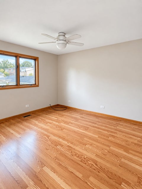 Tiny photo for 5203 W Carmen Avenue, Chicago, IL 60630 (MLS # 12768228)