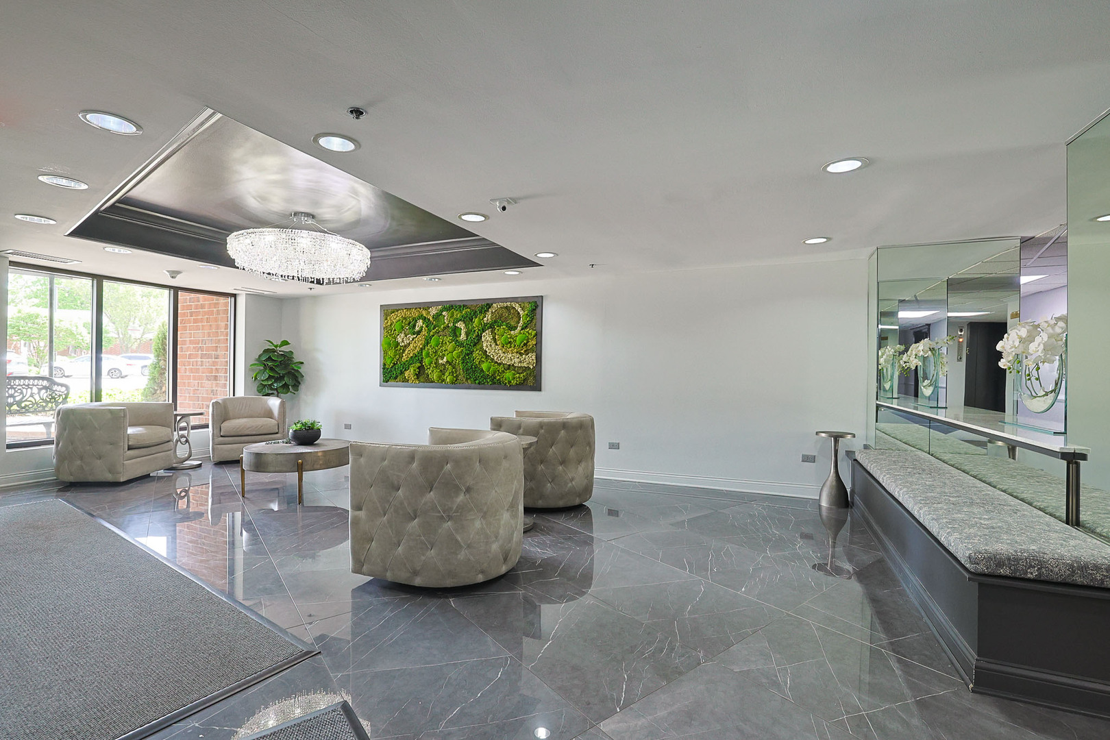 1 Bloomingdale Place 200