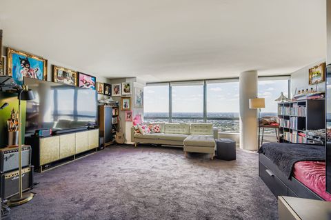 Tiny photo for 5415 N SHERIDAN Road #5203, Chicago, IL 60640 (MLS # 12466110)