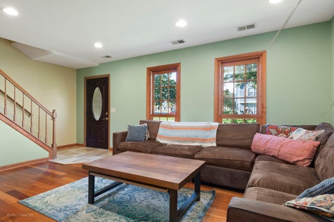 Tiny photo for 5217 Willow Court, Gurnee, IL 60031 (MLS # 12776684)