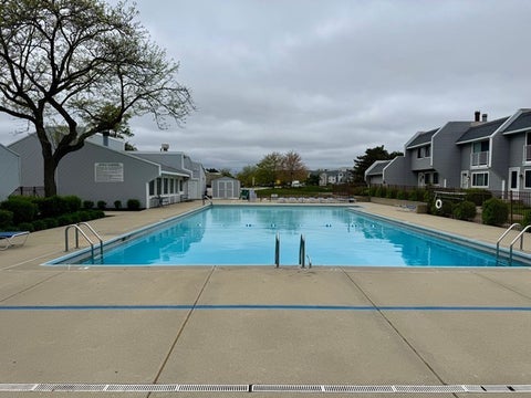Tiny photo for 5217 Willow Court, Gurnee, IL 60031 (MLS # 12776684)