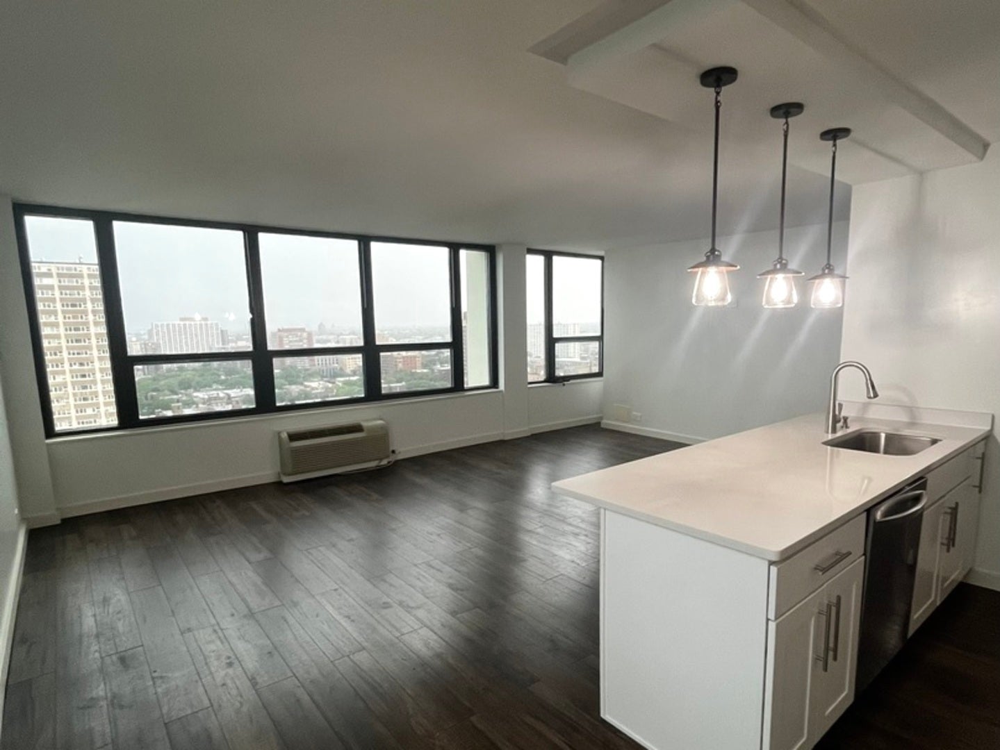 5100 N Marine Drive 22A
