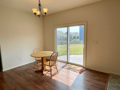 Tiny photo for 2009 Mayfair Drive, Island Lake, IL 60042 (MLS # 12602681)