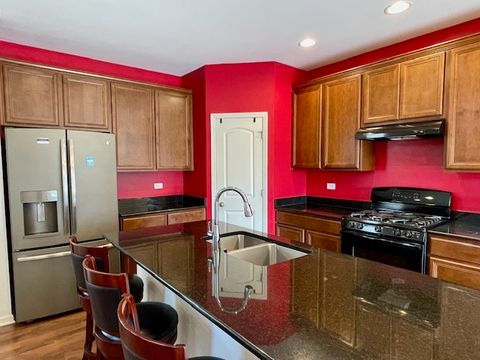 Tiny photo for 2009 Mayfair Drive, Island Lake, IL 60042 (MLS # 12602681)