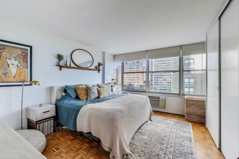 Tiny photo for 1000 N Lake Shore Drive #804, Chicago, IL 60611 (MLS # 12468330)