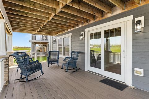 Tiny photo for 12 Waterside Way, Ottawa, IL 61350 (MLS # 12602530)