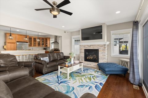 Tiny photo for 12 Waterside Way, Ottawa, IL 61350 (MLS # 12602530)