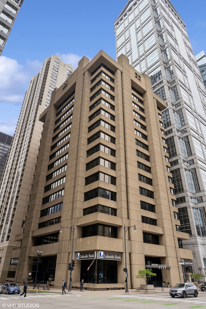 55 W Wacker Drive 10