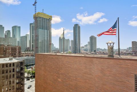 Tiny photo for 630 N FRANKLIN Street #1120, Chicago, IL 60654 (MLS # 12632184)