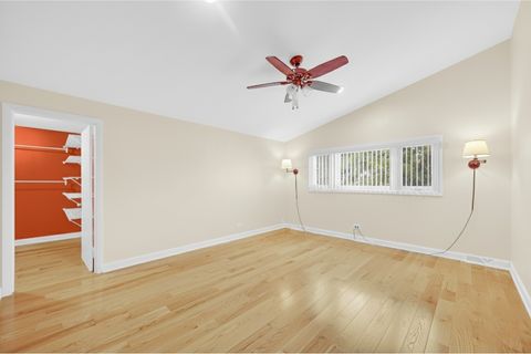 Tiny photo for 9454 Meadow Lane, Des Plaines, IL 60016 (MLS # 12479262)