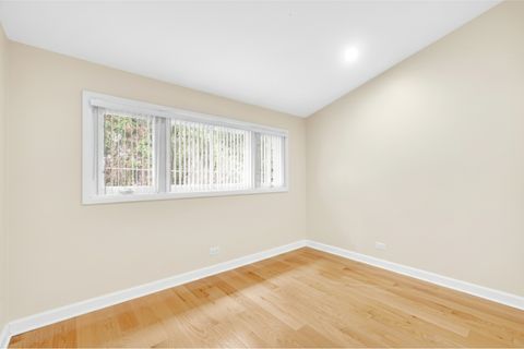 Tiny photo for 9454 Meadow Lane, Des Plaines, IL 60016 (MLS # 12479262)