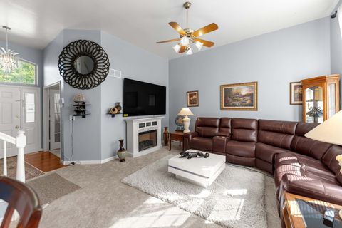 Tiny photo for 5302 Foxwood Court, Plainfield, IL 60586 (MLS # 12479327)
