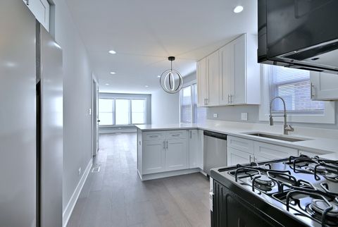 Tiny photo for 9322 S Euclid Avenue, Chicago, IL 60617 (MLS # 12572490)