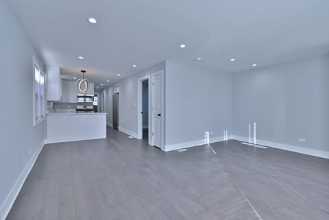 Tiny photo for 9322 S Euclid Avenue, Chicago, IL 60617 (MLS # 12572490)