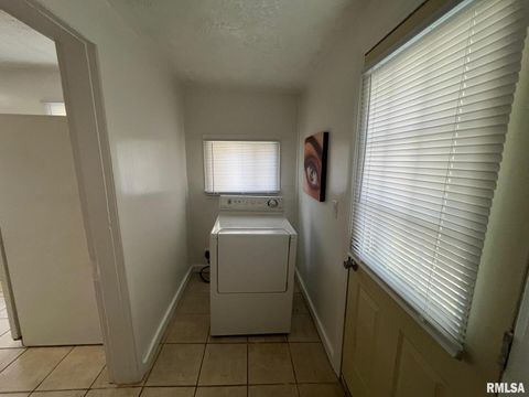 Tiny photo for 318 E 10TH Street, Kewanee, IL 61443 (MLS # QC4269006)