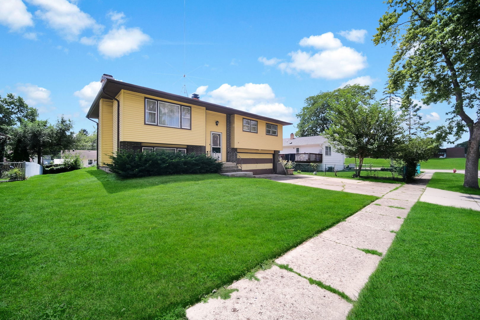 1941 Marigold Lane