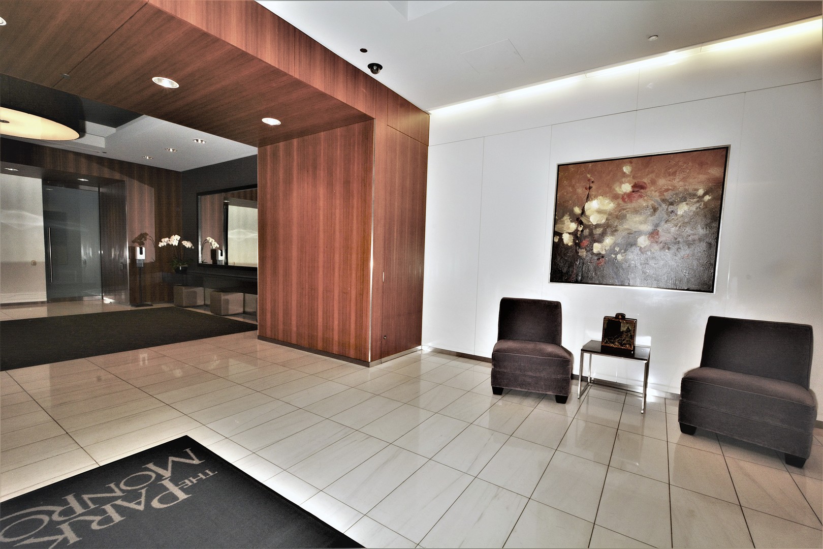 65 E Monroe Street 4503