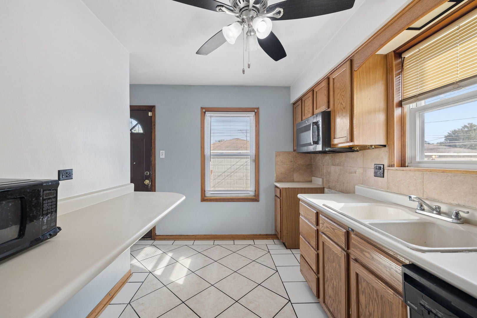 2868 W 84th Street