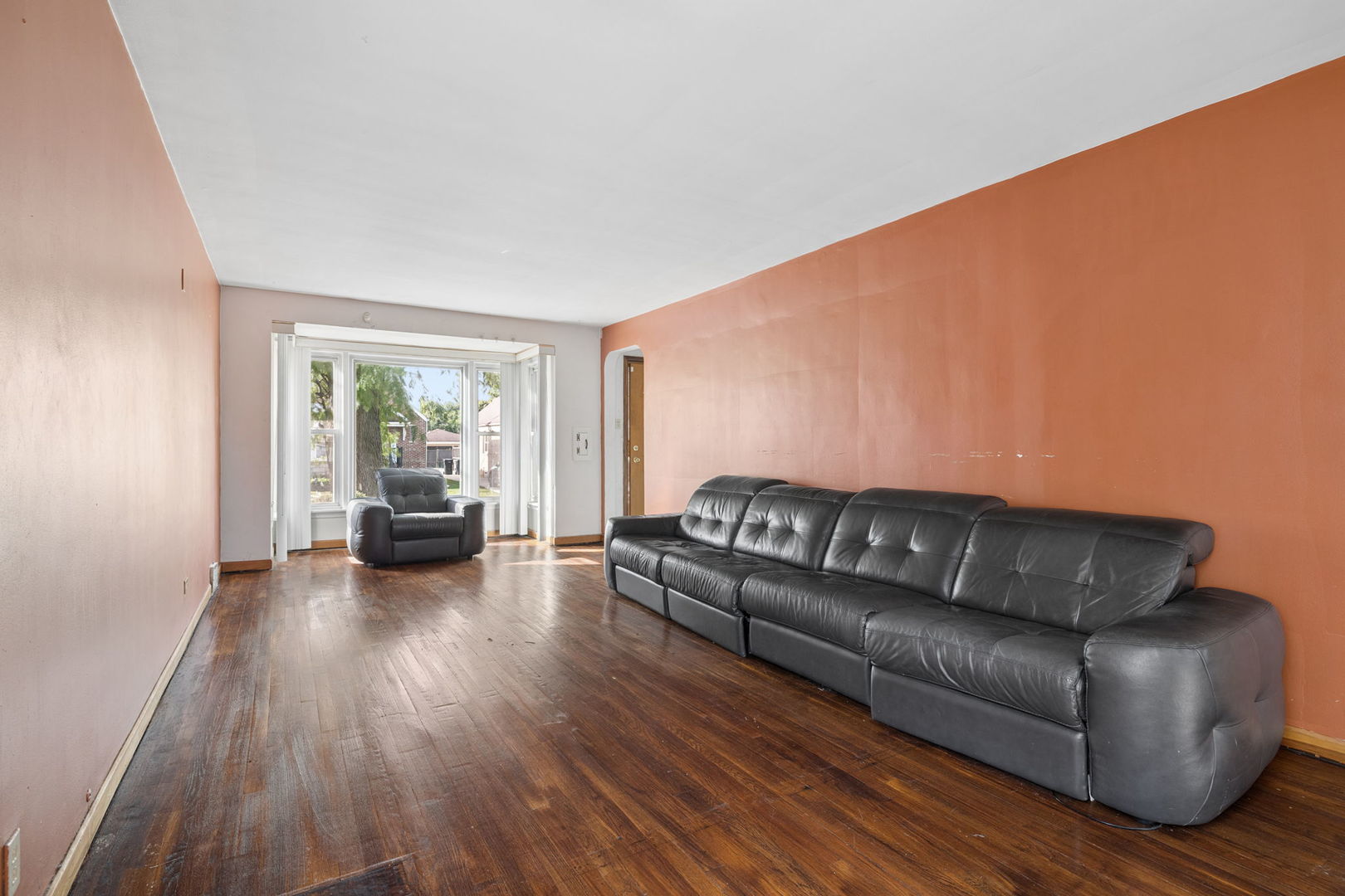 2868 W 84th Street