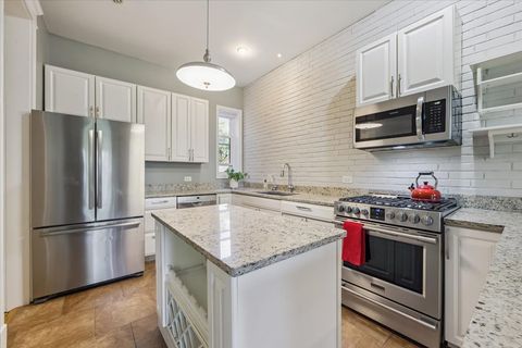 Tiny photo for 5741 S Kenwood Avenue #3, Chicago, IL 60637 (MLS # 12466703)