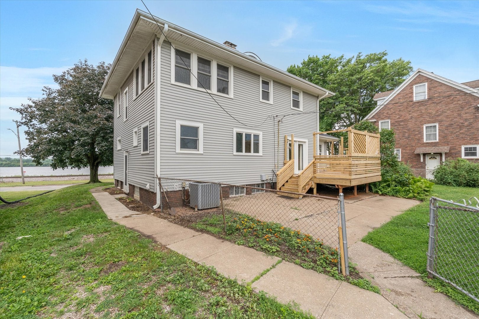 732 River Drive