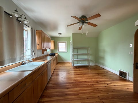 Tiny photo for 732 River Drive, Bettendorf, IA 52722 (MLS # 12671011)