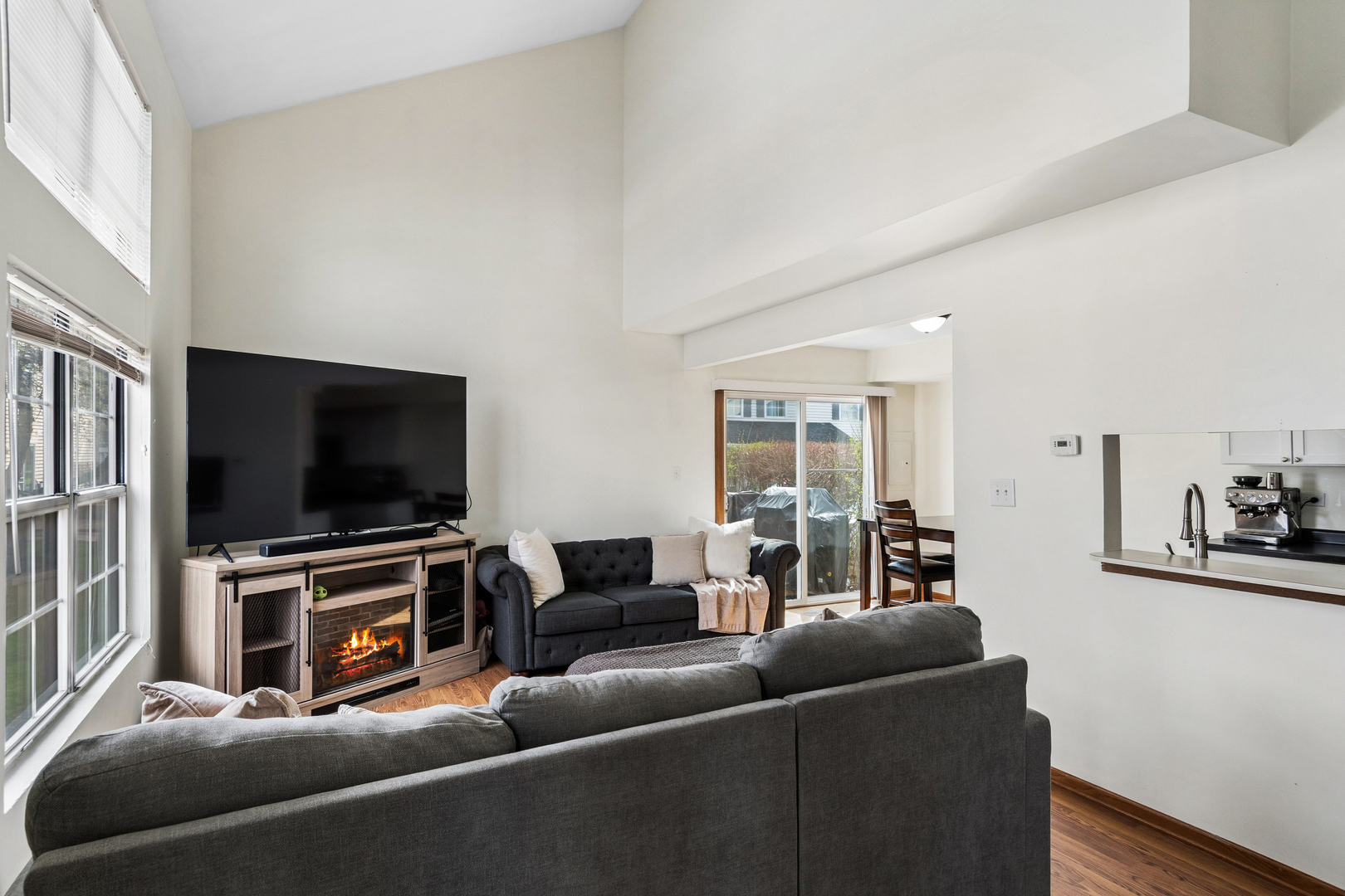 513 East Avenue 513