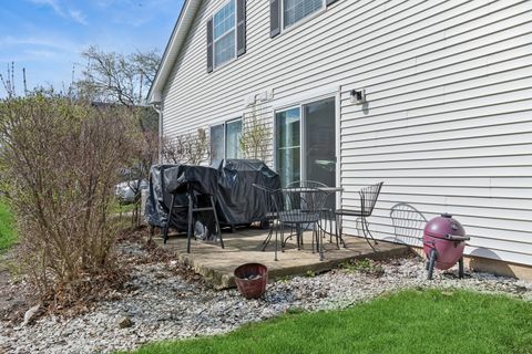 Tiny photo for 513 East Avenue #513, Streamwood, IL 60107 (MLS # 12639769)