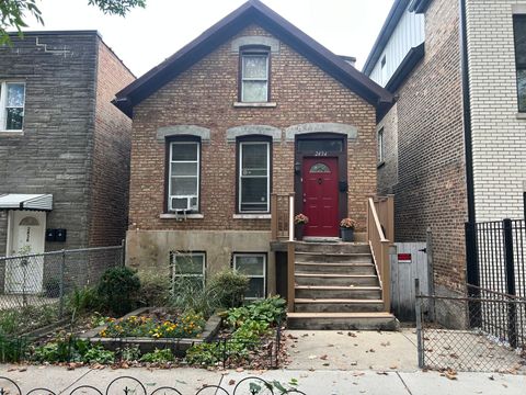 2434 W Thomas Street Chicago IL 60622