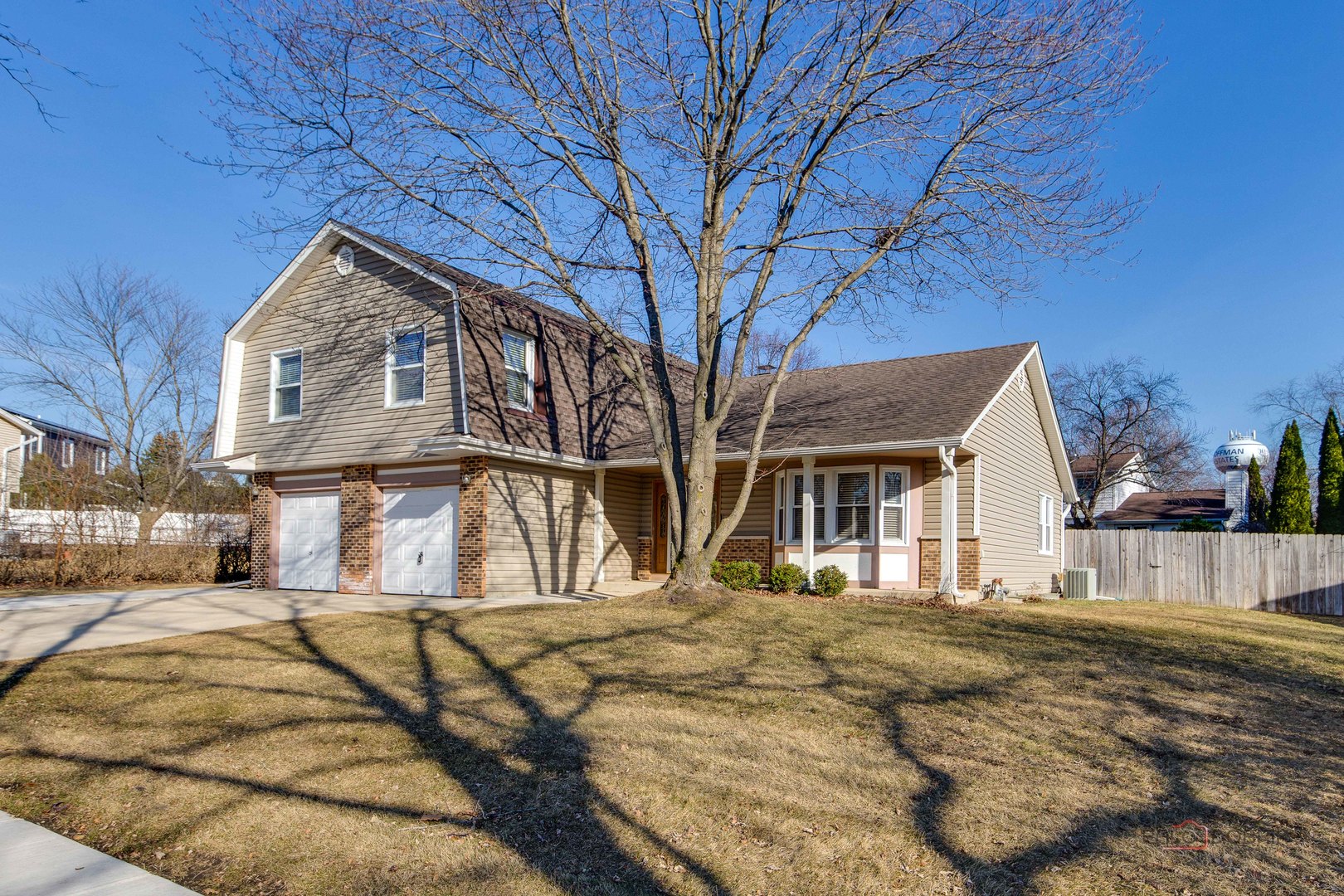 4075 N Parkside Drive