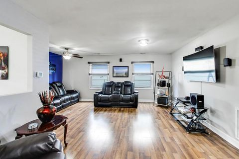 Tiny photo for 1008 Woodland Drive, Wheeling, IL 60090 (MLS # 12602431)