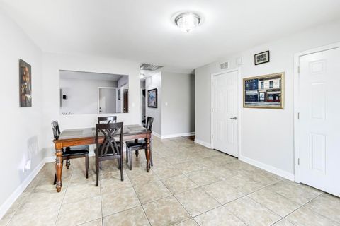 Tiny photo for 1008 Woodland Drive, Wheeling, IL 60090 (MLS # 12602431)