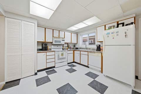 Tiny photo for 940 N Rohlwing Road #201A, Addison, IL 60101 (MLS # 12723129)
