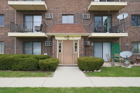 Photo of 940 N Rohlwing Road #201A, Addison, IL 60101 (MLS # 12723129)