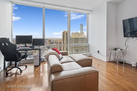 Tiny photo for 401 N Wabash Avenue #30E, Chicago, IL 60611 (MLS # 12488914)
