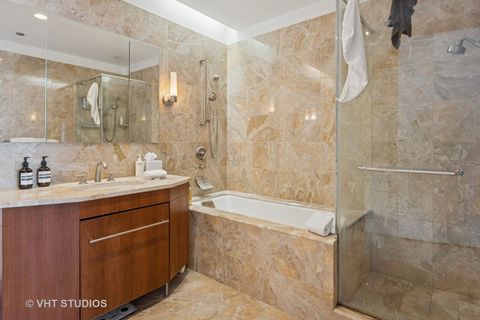 Tiny photo for 401 N Wabash Avenue #30E, Chicago, IL 60611 (MLS # 12488914)