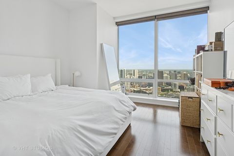Tiny photo for 401 N Wabash Avenue #30E, Chicago, IL 60611 (MLS # 12488914)