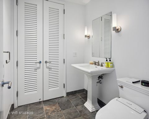 Tiny photo for 401 N Wabash Avenue #30E, Chicago, IL 60611 (MLS # 12488914)