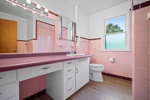 Tiny photo for 2202 E Oakland Avenue, Bloomington, IL 61701 (MLS # 12486205)