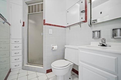 Tiny photo for 2202 E Oakland Avenue, Bloomington, IL 61701 (MLS # 12486205)