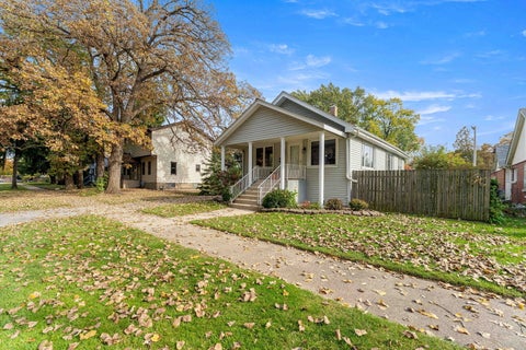 Tiny photo for 9543 S 51st Avenue, Oak Lawn, IL 60453 (MLS # 12795717)