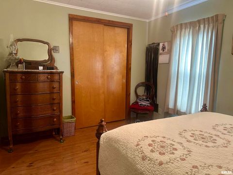 Tiny photo for 1723 PERSHING Boulevard, Clinton, IA 52732 (MLS # QC4265182)