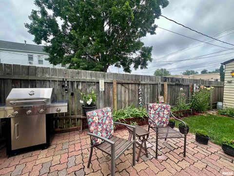 Tiny photo for 1723 PERSHING Boulevard, Clinton, IA 52732 (MLS # QC4265182)