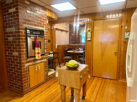 Tiny photo for 1723 PERSHING Boulevard, Clinton, IA 52732 (MLS # QC4265182)